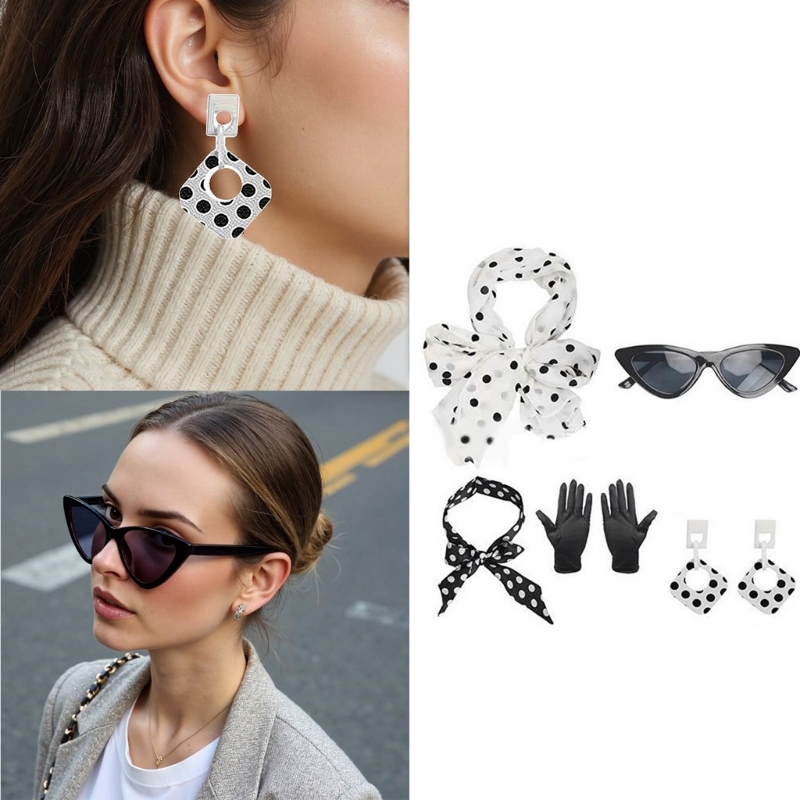 Women'S Accessories In The 1950S - 5-delige set dameskostuums uit de jaren