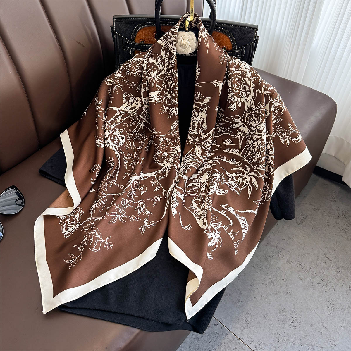 Nieuwe vierkante sjaal Franse  - Silk Scarf Square recensie en prijs
