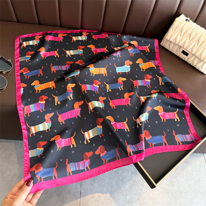 Mode Wiener Hond Print Bandana - Silk Scarf Square recensie en prijs